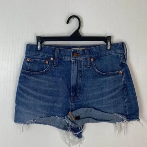 ✨3/$25✨ Madewell The Perfect Jean Short - 28 - Picture 1 of 5
